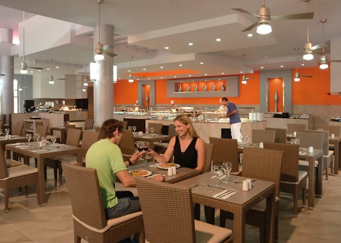 Hotel Riu Lupita