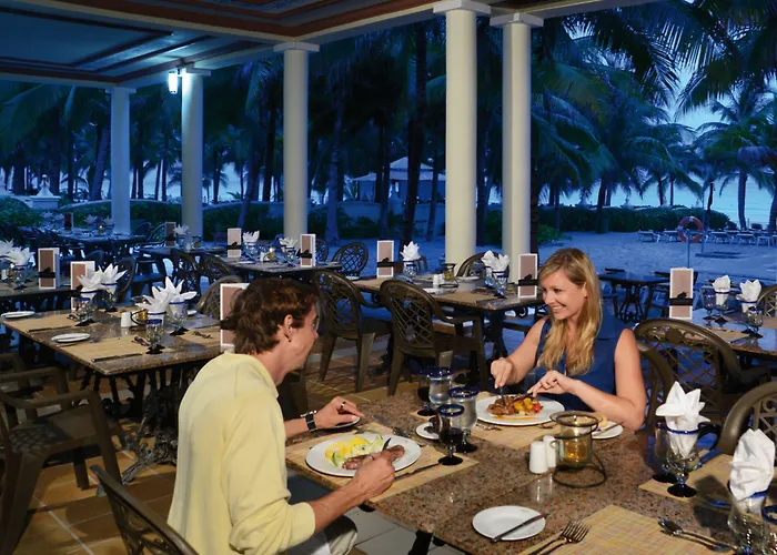 Hotel Riu Lupita 3*