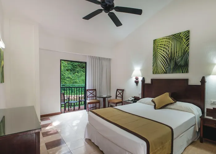 Riu Lupita Hotel